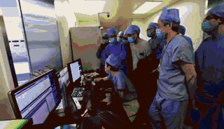 全国首例!我自主研发机器人辅助完成全脑血管造影手术